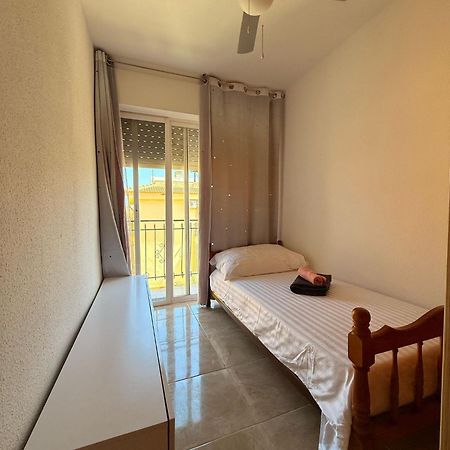 Apartamento En Torrevieja Exterior foto