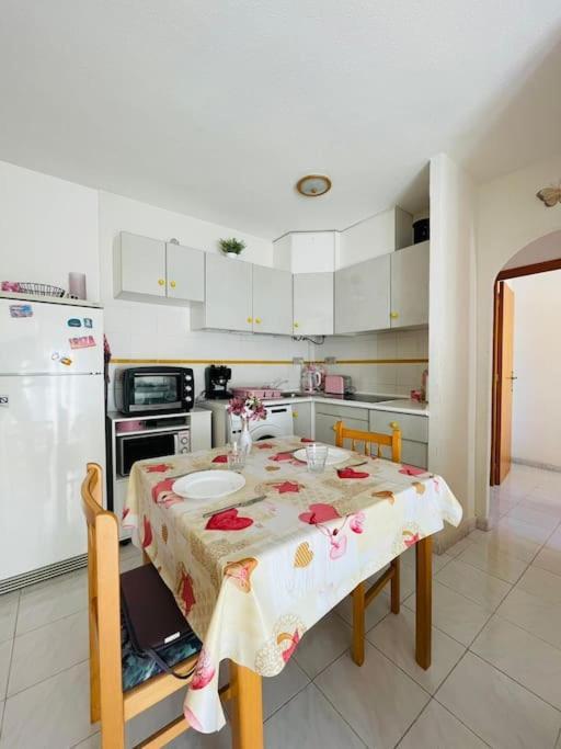 Apartamento En Torrevieja Exterior foto