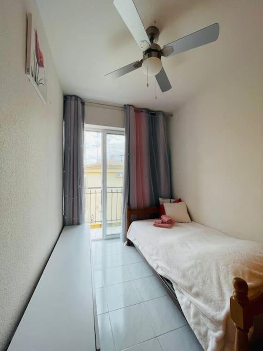 Apartamento En Torrevieja Exterior foto