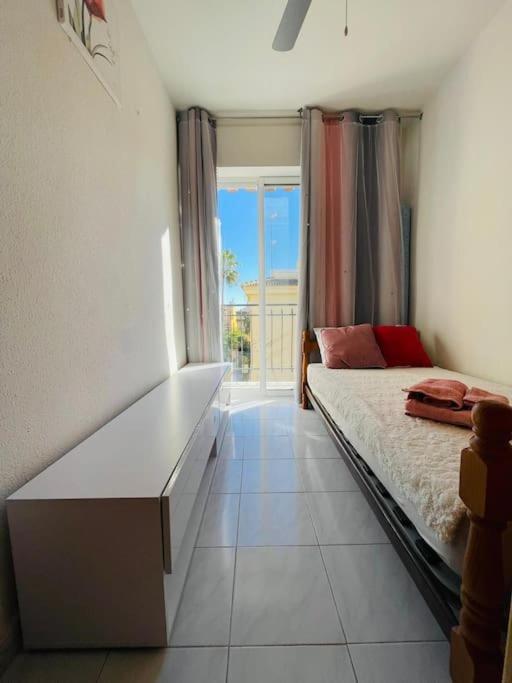 Apartamento En Torrevieja Exterior foto