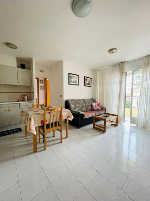 Apartamento En Torrevieja Exterior foto