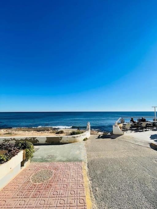 Apartamento En Torrevieja Exterior foto