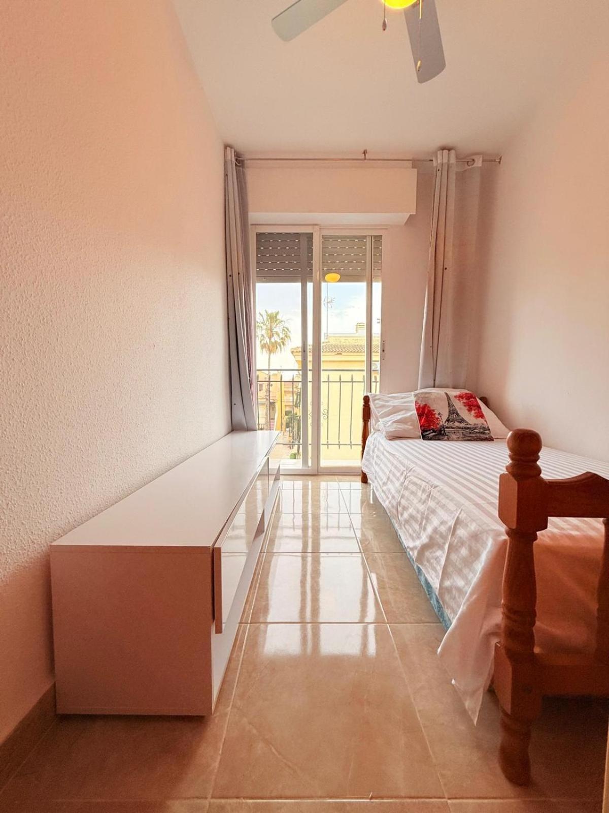 Apartamento En Torrevieja Exterior foto